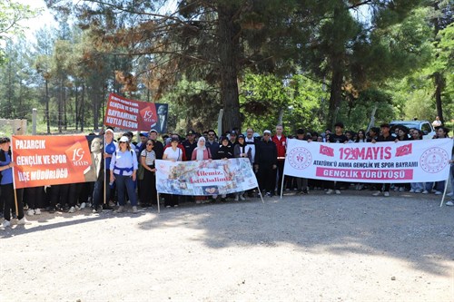 GENÇLİK HAFTASINDA  DOĞA YÜRÜYÜŞÜ DÜZENLENDİ